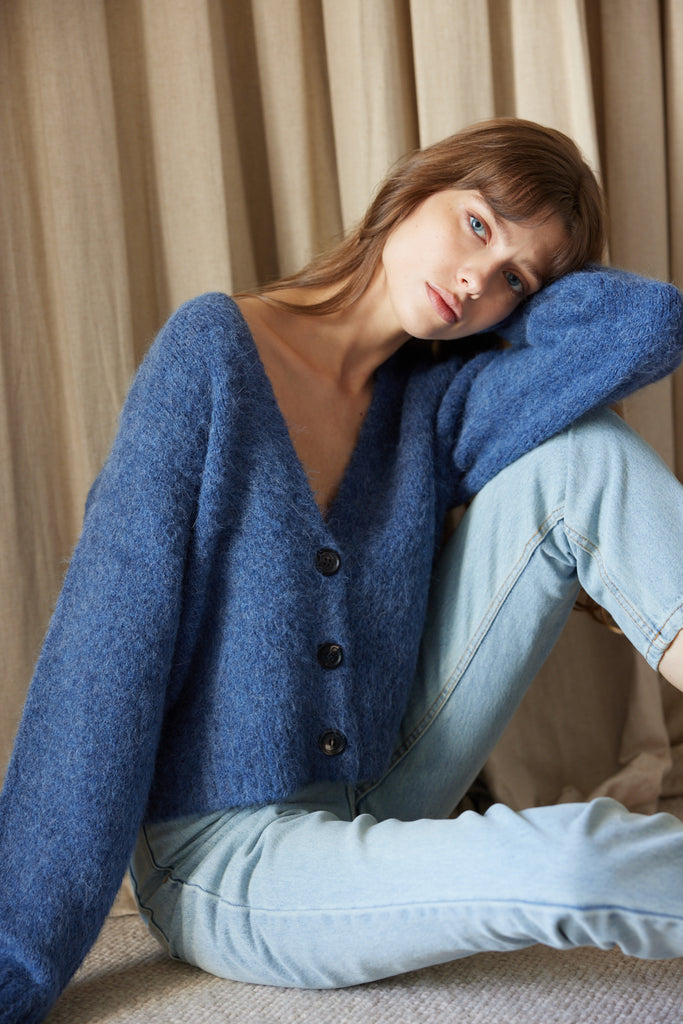 Elea Cropped Alpaca Cardigan - Blue