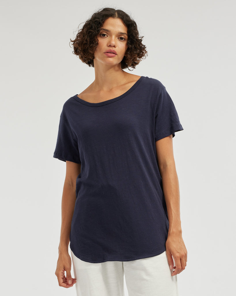 Kie Rounded Hem Tee - Navy