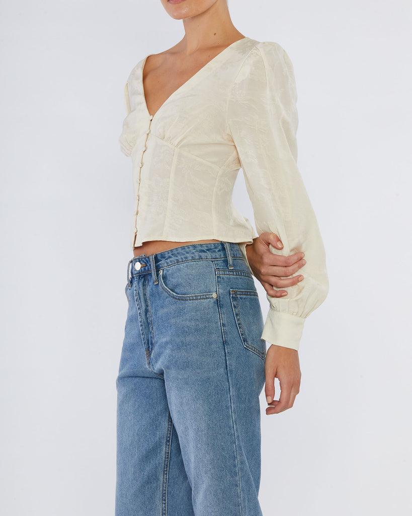 Loren Linen Jacquard V-Neck Top - Crema - Second Image